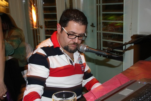 Valentine Night @ E Cafe